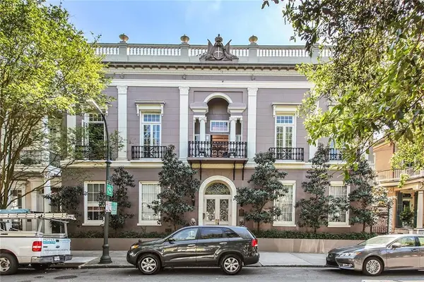 1020 Esplanade Avenue #204, New Orleans, LA 70116