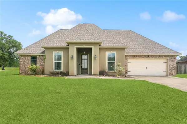 39268 Twin Lakes Boulevard, Ponchatoula, LA 70454