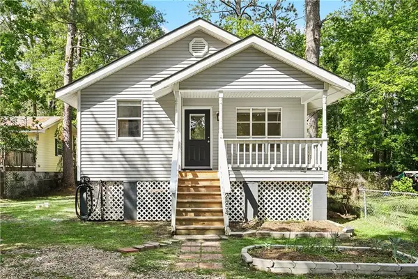 28547 Canal Drive, Lacombe, LA 70445