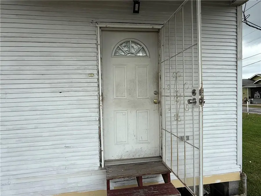 2534 Franklin Avenue, New Orleans, LA 70117 - Image #2