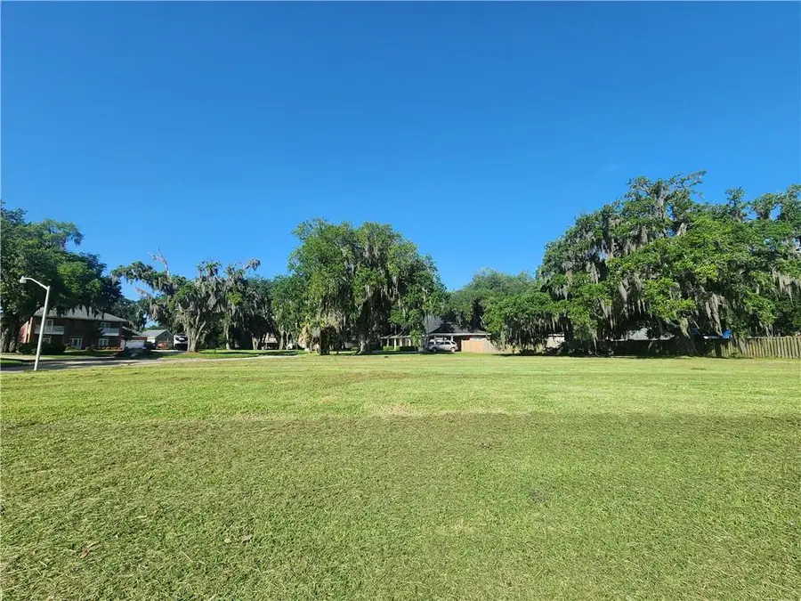 140 Regina Court, Belle Chasse, LA 70037 - Image #2