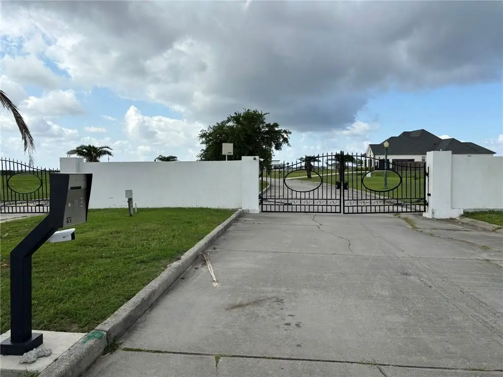 4016 Marina Villa E Drive, Slidell, LA 70461 - #1