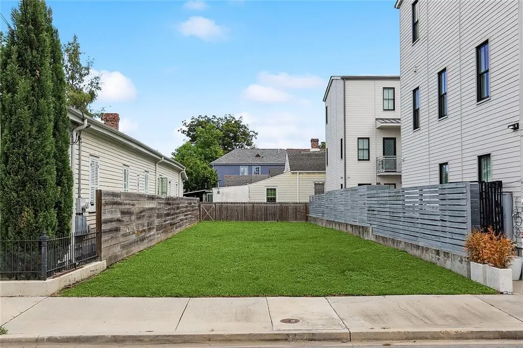 3423 Chartres Street, New Orleans, LA 70117 - #1