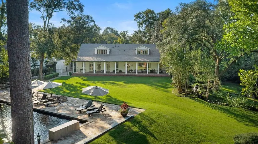 302 S America Street, Covington, LA 70433 - #2