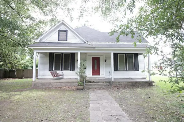 401 Oak Street, Oakdale, LA 71463