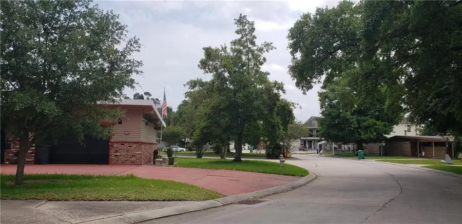 4 Laux Manor Drive, Metairie, LA 70003 - #3