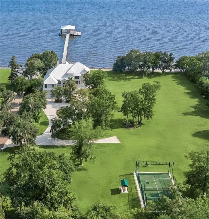 100 Mulberry Avenue, Mandeville, LA 70448 - Image #1