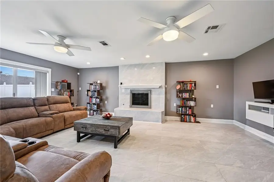 3816 Jean Lafitte Parkway, Chalmette, LA 70043 - Image #2