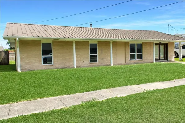 220 Glenwood Drive, Houma, LA 70363