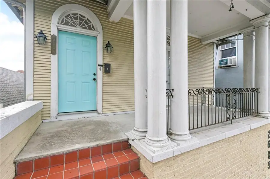 2605 Napoleon Avenue, New Orleans, LA 70115 - #3