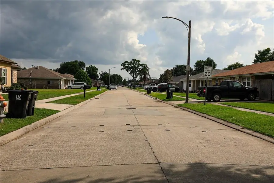 3009 Veronica Drive, Chalmette, LA 70043 - Image #2