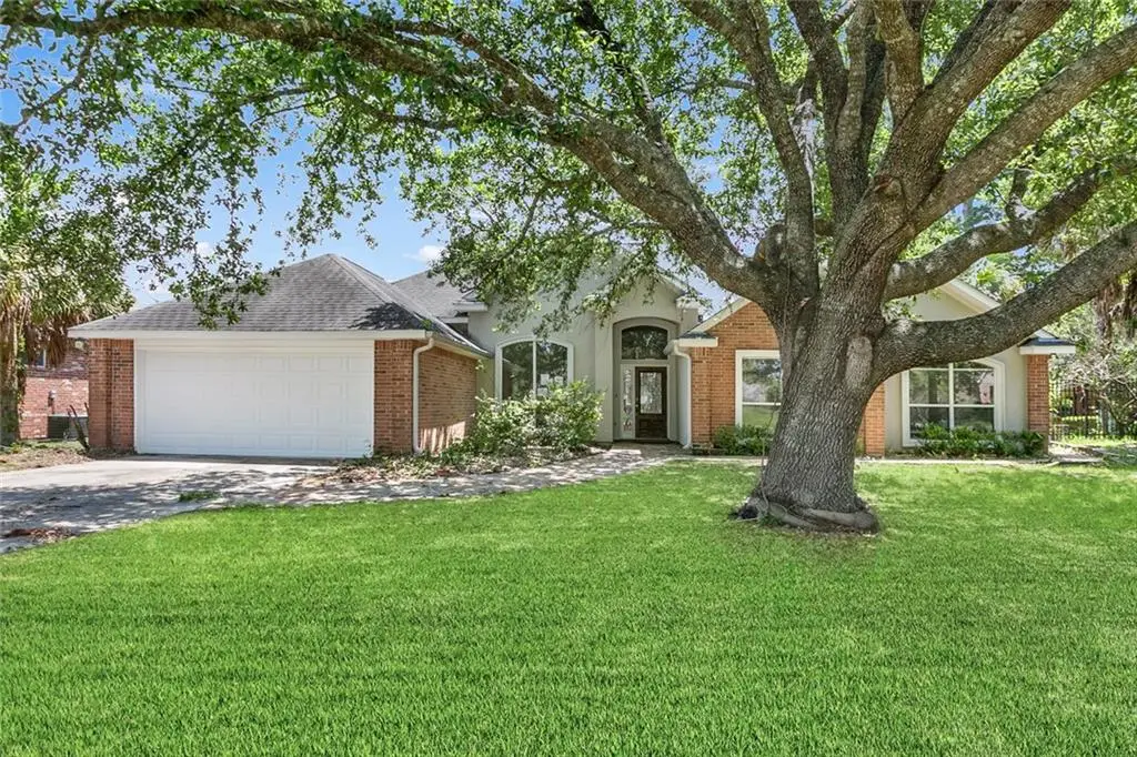 7218 Brookwood Drive, Mandeville, LA 70471 - Image #1