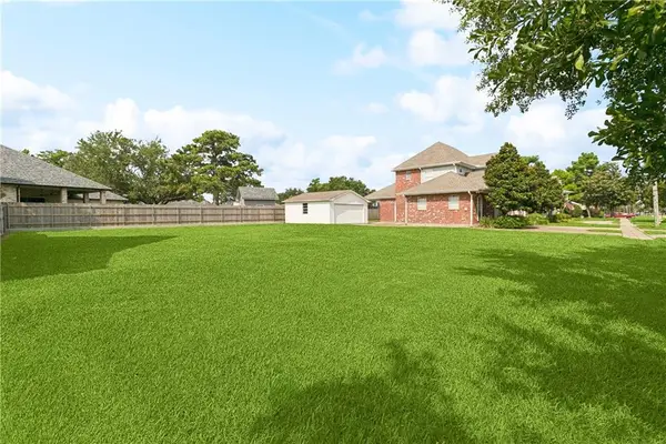 4904 Avron Boulevard, Metairie, LA 70006