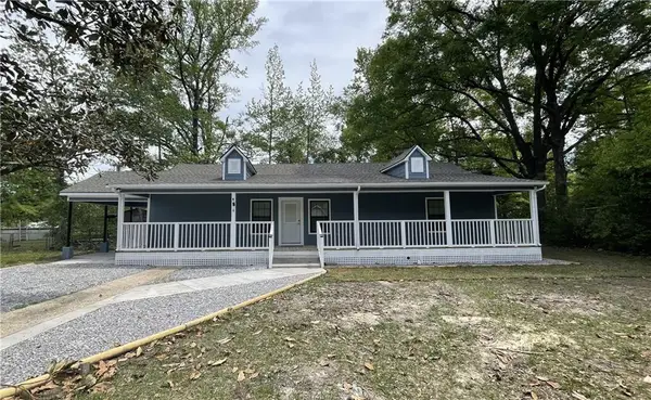 718 Avenue J, Bogalusa, LA 70427