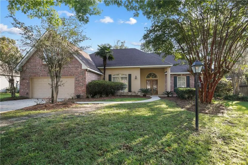 1071 Rue Chinon, Mandeville, LA 70471 - Image #1