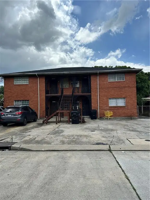 1216 22 France Street, New Orleans, LA 70117