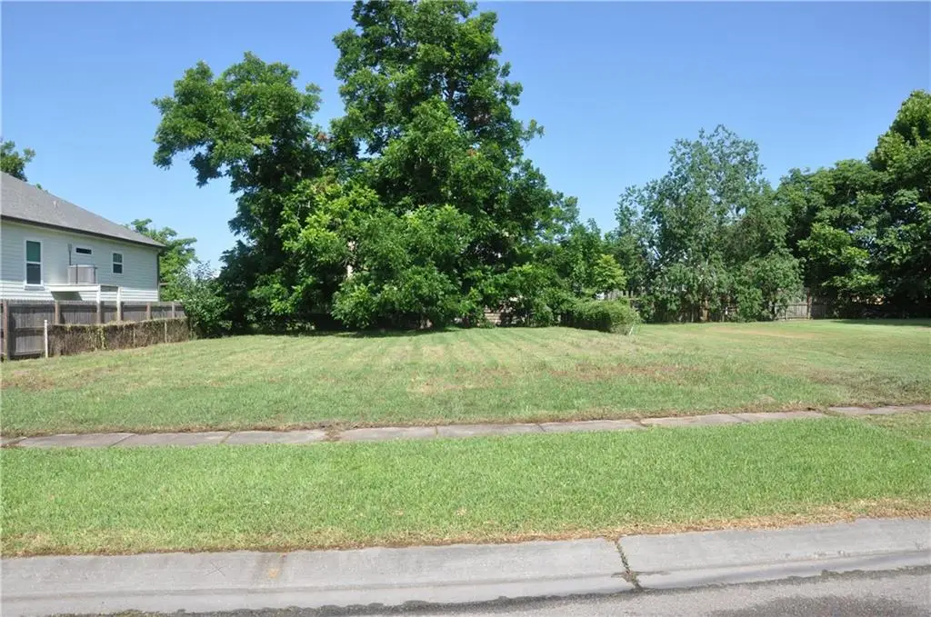 51 Old Hickory Street, Chalmette, LA 70043 - #1