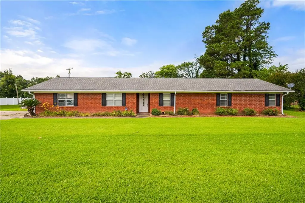 102 Jasmine Street, Jonesville, LA 71343 - Image #1