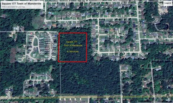 Mcnamara Street, Mandeville, LA 70448