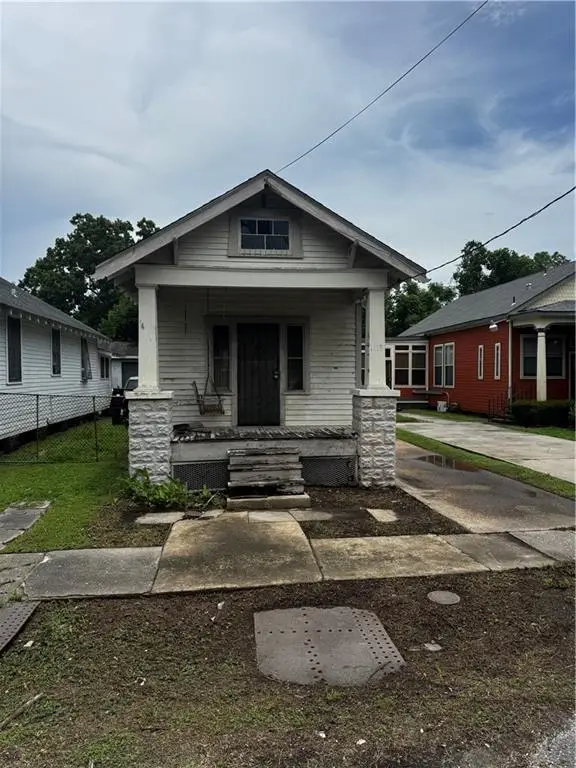 1118 Casa Calvo Street, New Orleans, LA 70114