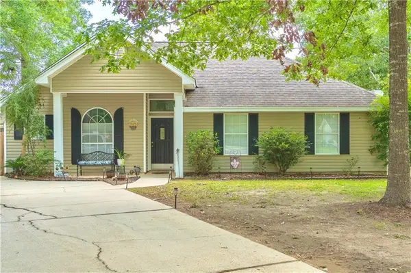 2342 Doe Court, Mandeville, LA 70448