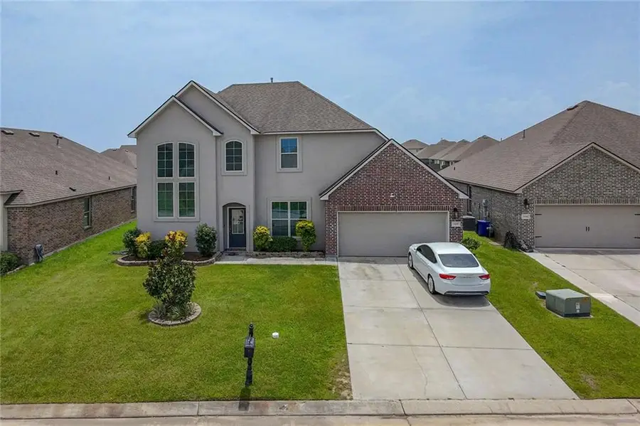 668 Lakeshore Village Drive E, Slidell, LA 70461 - #3