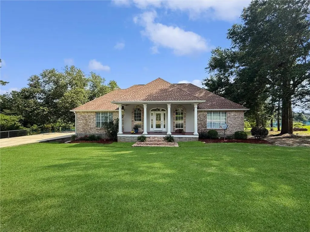 19504 Pinewood Road, Bogalusa, LA 70427 - Image #1