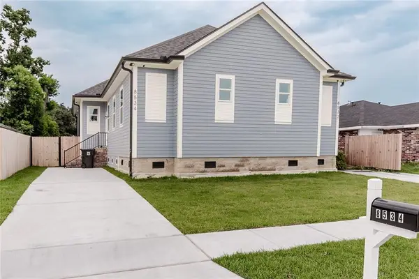 8532 Regiment Drive, Chalmette, LA 70043