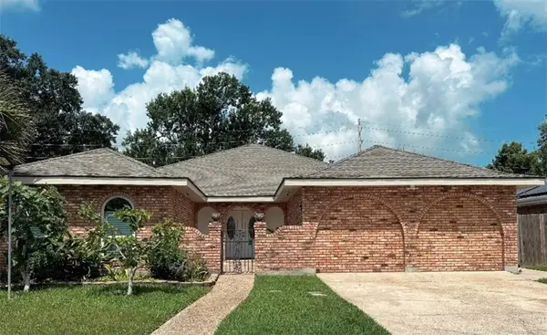 3349 Cannes Place, Kenner, LA 70065