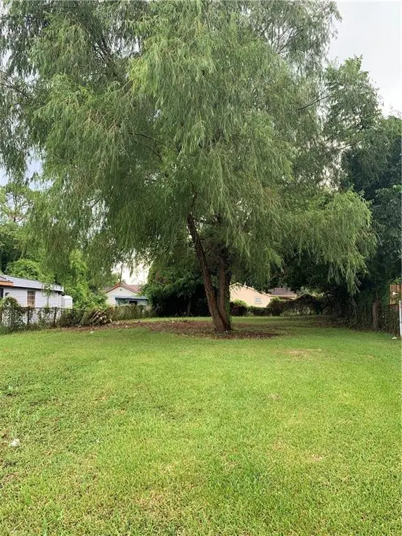 4737 Pauline Drive, New Orleans, LA 70126 - Image #1