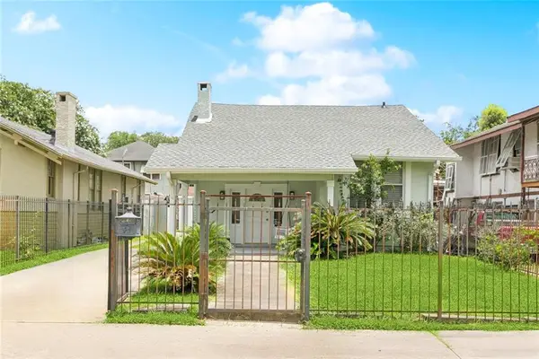 2831 Calhoun Street, New Orleans, LA 70118