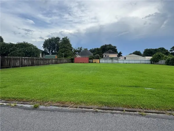 Josephine Street, Chalmette, LA 70043