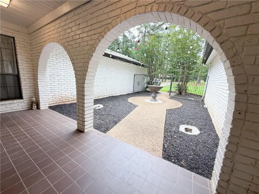 3770 South Loop Drive, Pineville, LA 71360 - Image #3