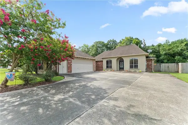 12436 Fawnwood Drive, Walker, LA 70785
