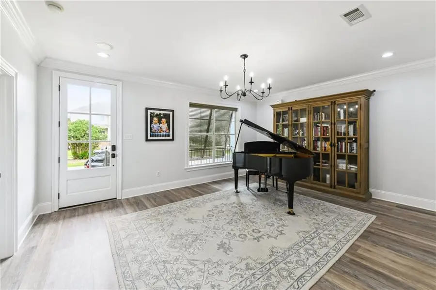 6846 Milne Boulevard, New Orleans, LA 70124 - #2