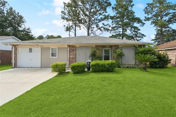 202 Almond Creek Road, Slidell, LA 70461