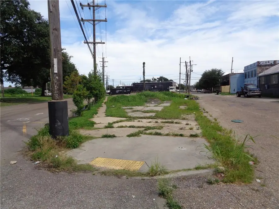 2001 S Derbigney Street, New Orleans, LA 70125 - #3