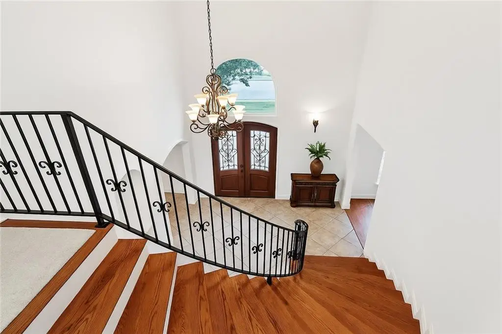 6021 West End Boulevard, New Orleans, LA 70124 - Image #1