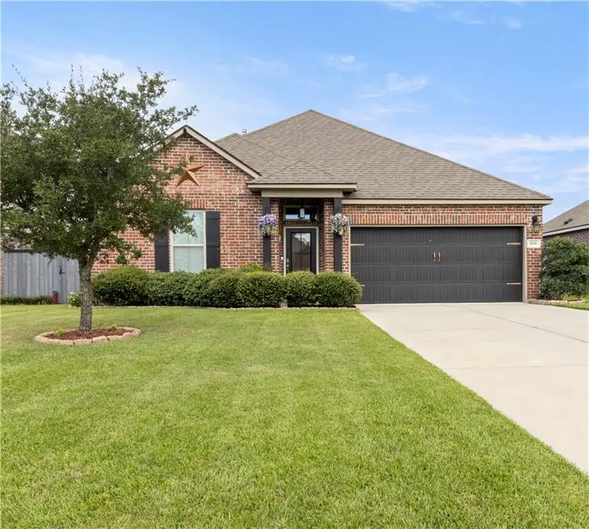 908 Lakeshore Village Point, Slidell, LA 70461 - Image #1