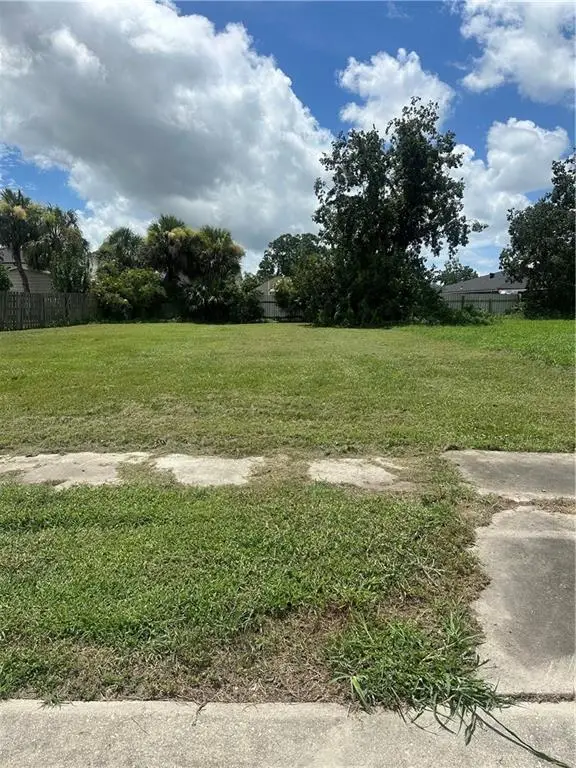 8341 Sabre Drive, Chalmette, LA 70043