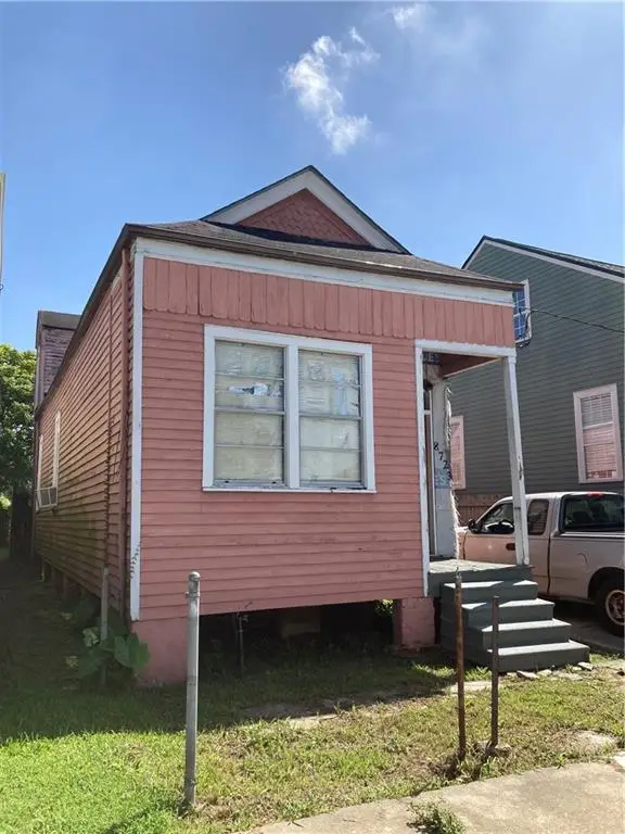 8723 Willow Street, New Orleans, LA 70118