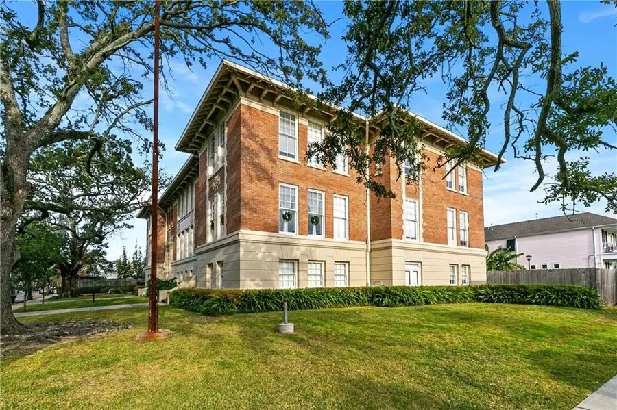 800 N Rendon Street #206, New Orleans, LA 70119 - #3