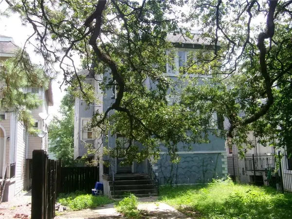 3215 Louisiana Avenue Parkway, New Orleans, LA 70125