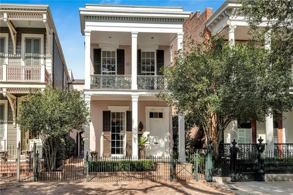 1535-37 37 Camp Place, New Orleans, LA 70130 - #1