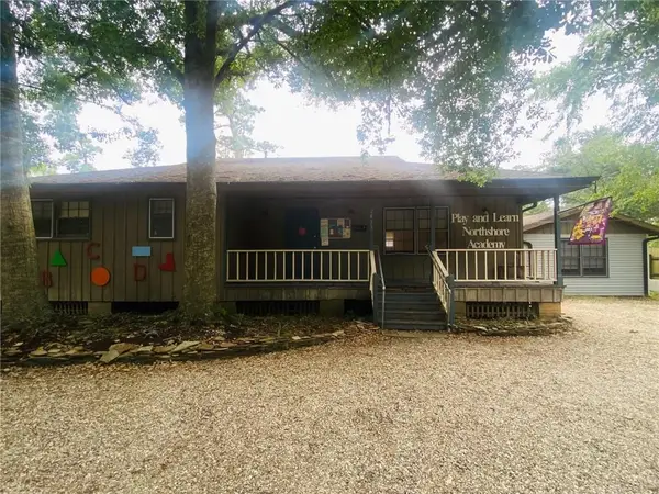 2433 Monroe Street, Mandeville, LA 70448