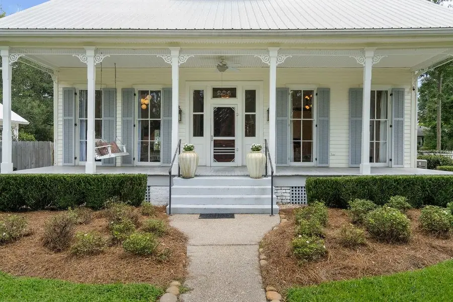 204 W 15th Avenue, Covington, LA 70433 - #3