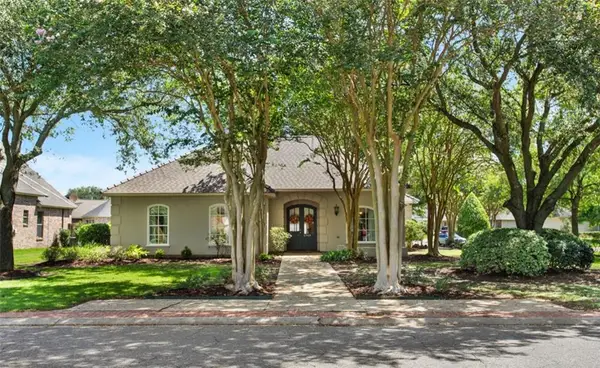 6348 Beau Douglas Avenue, Gonzales, LA 70737