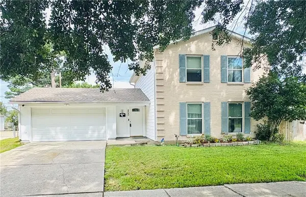 800 Mystic Avenue, Gretna, LA 70056