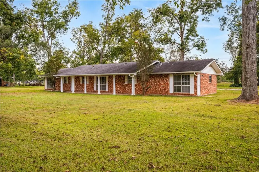 203 Rapides Station Road, Boyce, LA 71409 - Image #1
