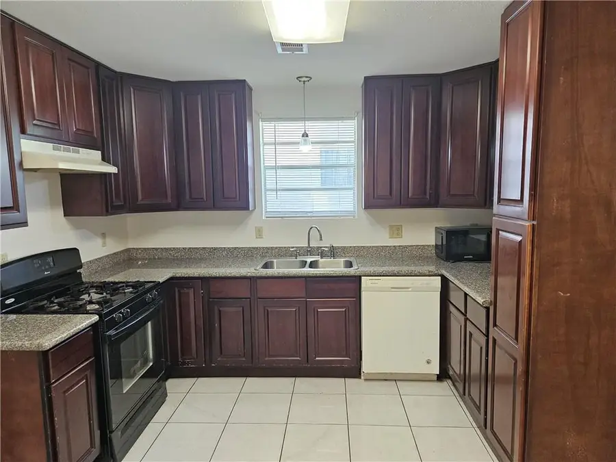 9308 Olive Street, New Orleans, LA 70118 - #2